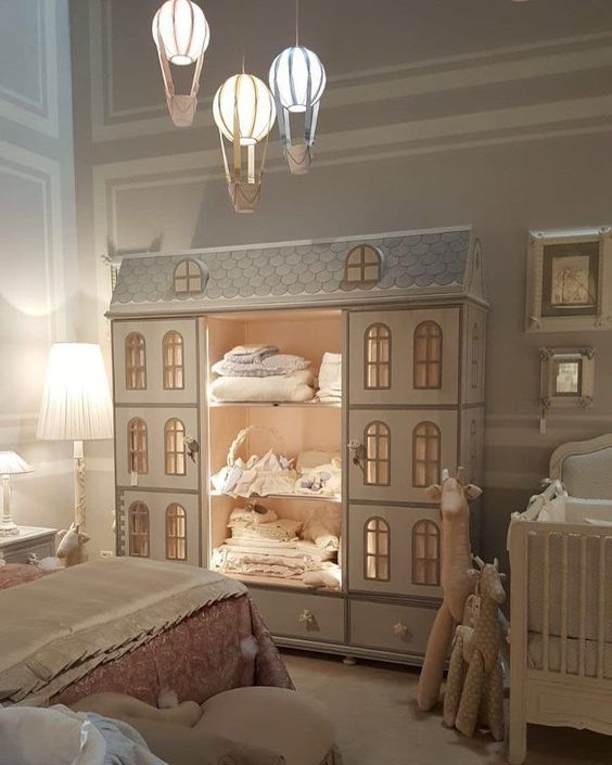 H&igrave;nh ảnh minh họa cho việc trang tr&iacute; ph&ograve;ng ngủ b&eacute; g&aacute;i với sắc m&agrave;u pastel l&atilde;ng mạn, nhẹ nh&agrave;ng