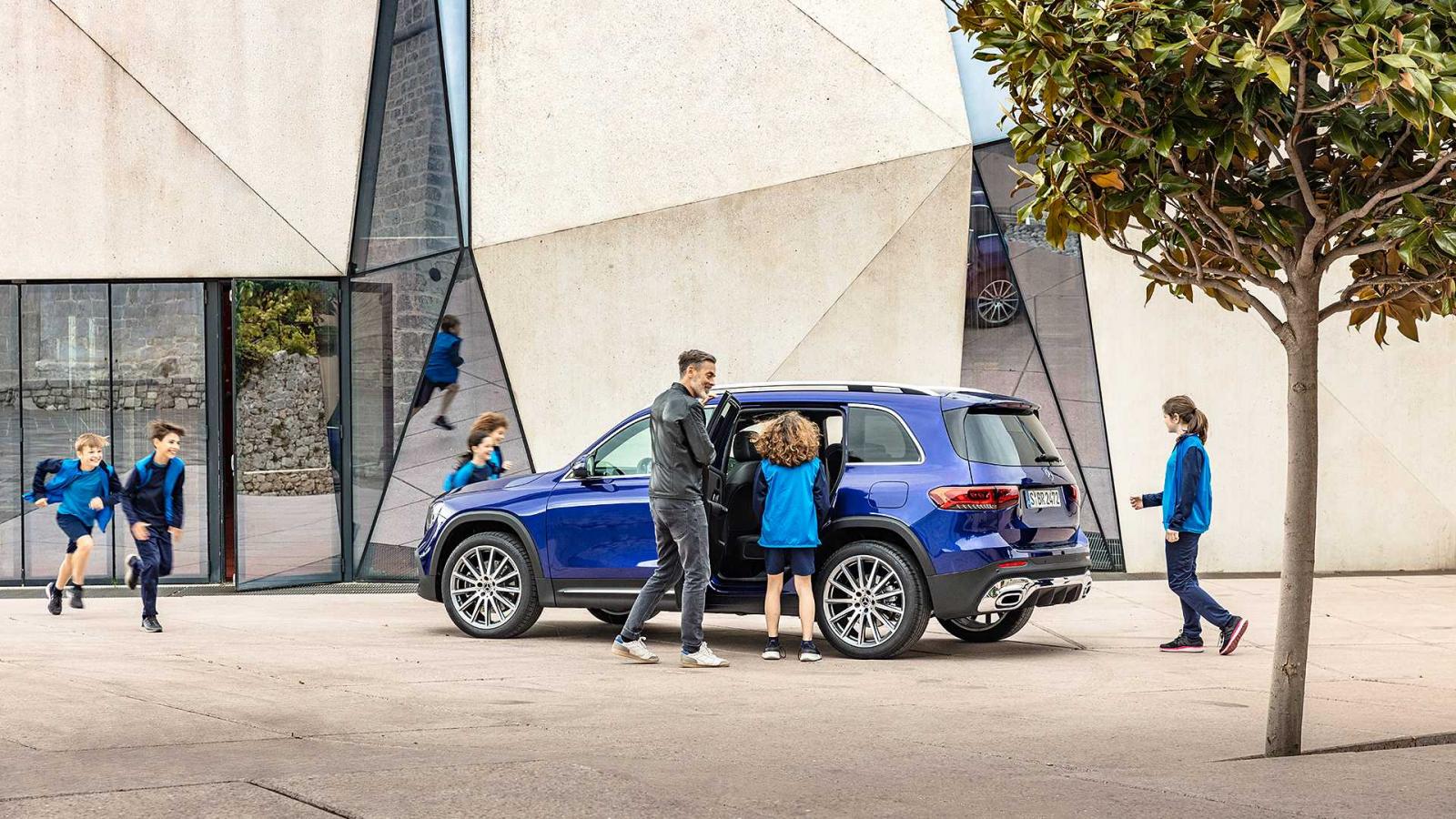 Thông số kỹ thuật xe Mercedes GLB 2020: Ngoại thất