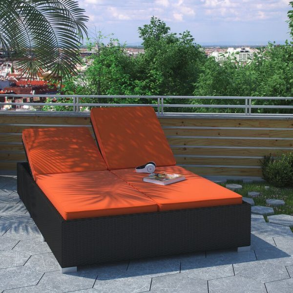 h&igrave;nh ảnh cận cảnh ghế đ&ocirc;i ngo&agrave;i trời