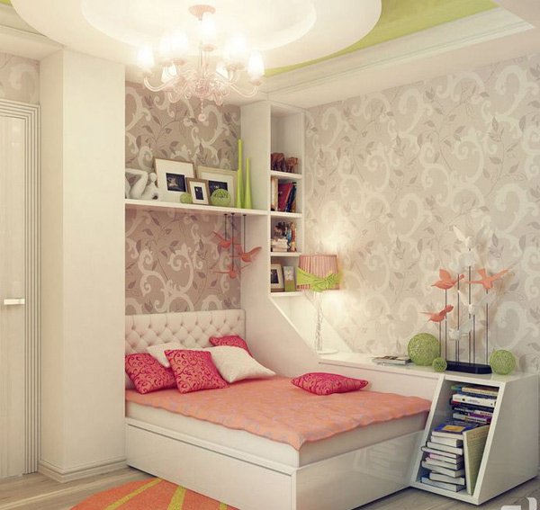Các tông màu dịu nhẹ được kết hợp ăn ý, khiến căn phòng này trở nên sang trọng và nữ tính. Phòng ngủ có giường, giá sách, kệ trang trí