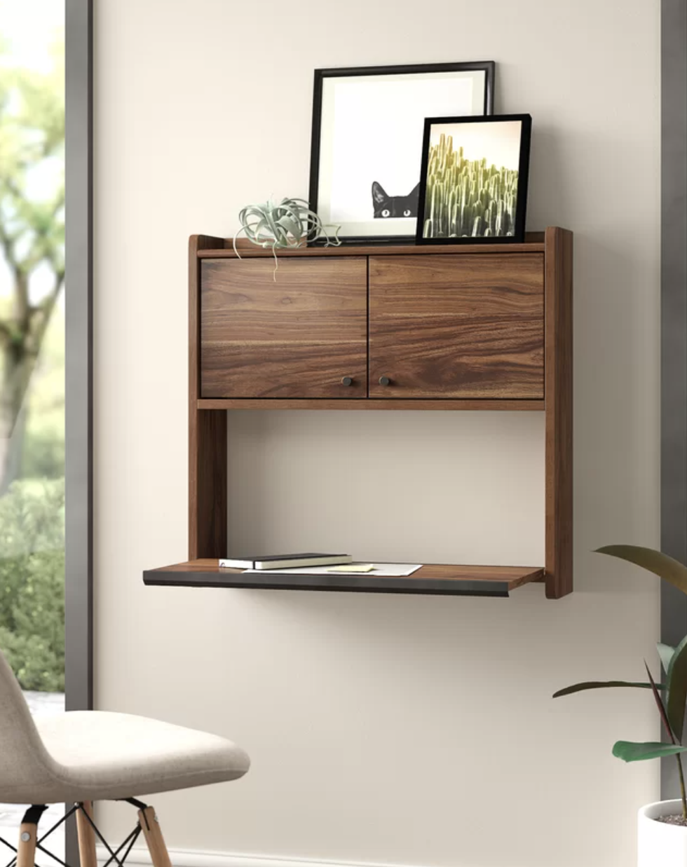 h&igrave;nh ảnh cận cảnh mẫu b&agrave;n treo tường bằng gỗ