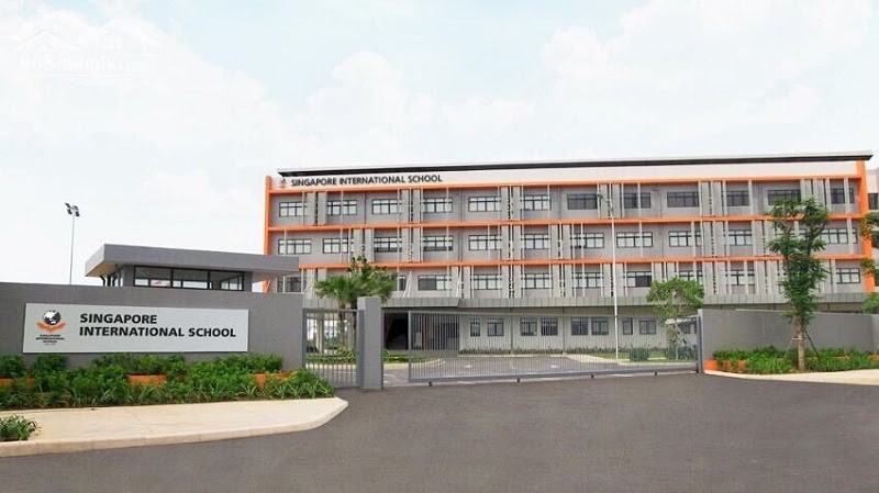 Hình ảnh mặt trước 1 trường học quốc tế