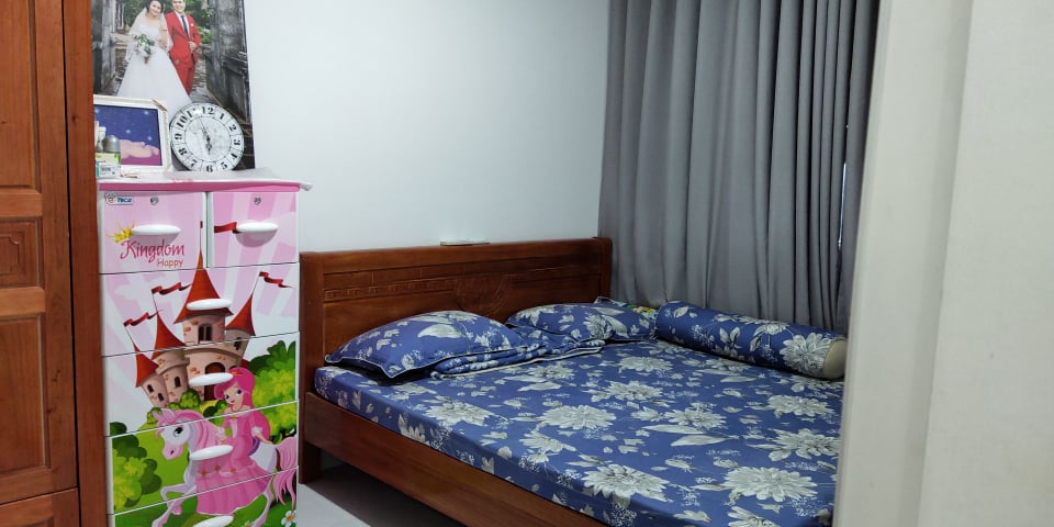 Phòng ngủ của vợ chồng trẻ