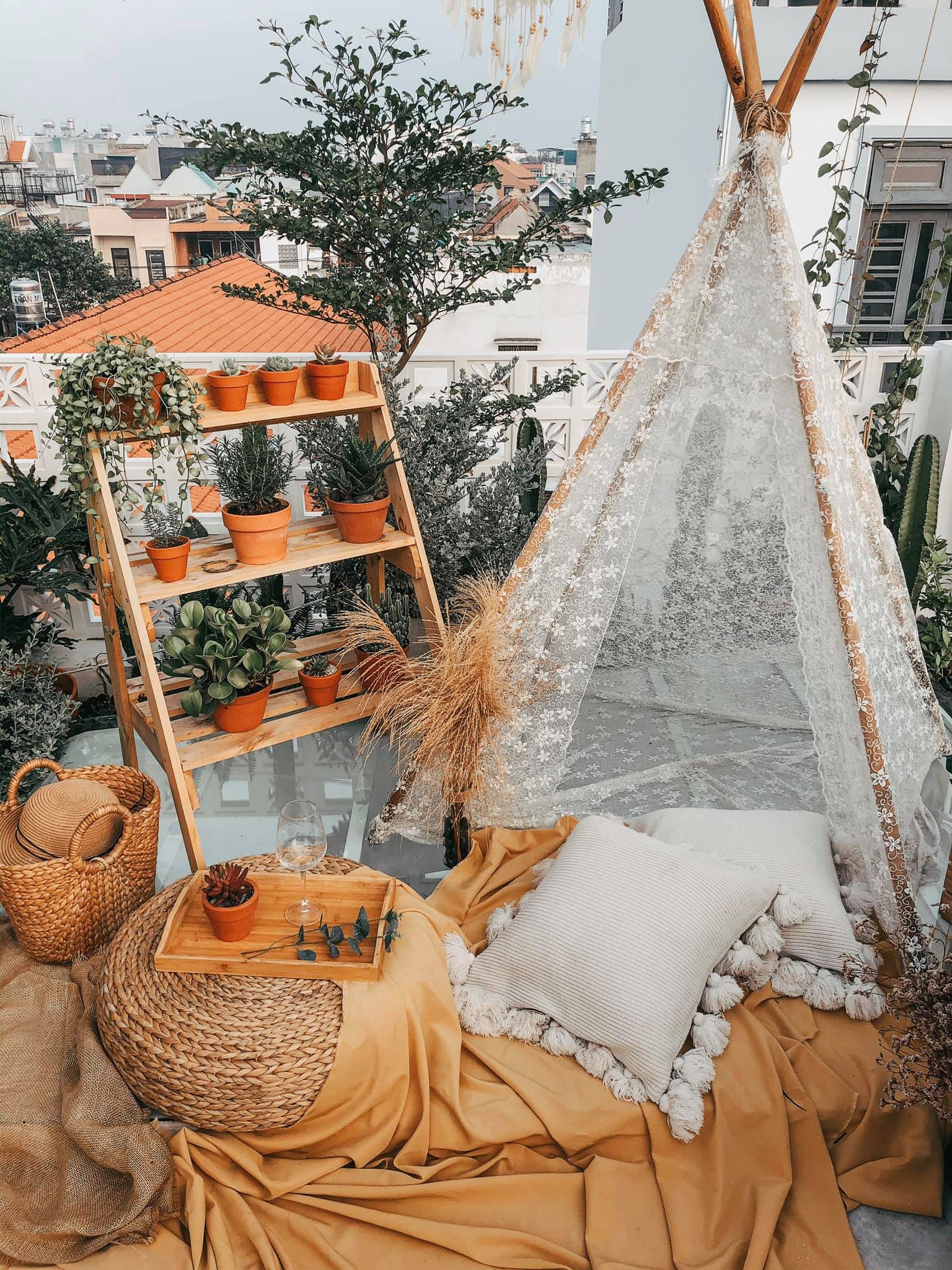 Vườn trên sân thượng