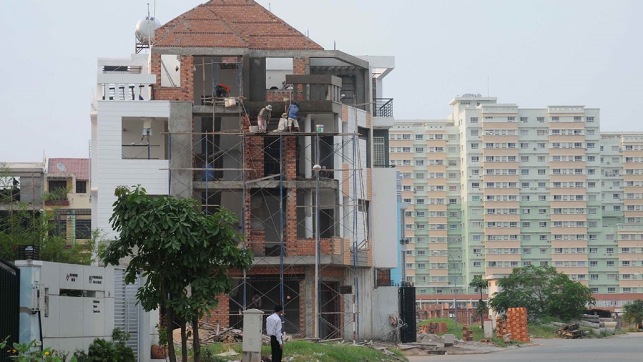 nhà ở riêng lẻ đang xây dựng