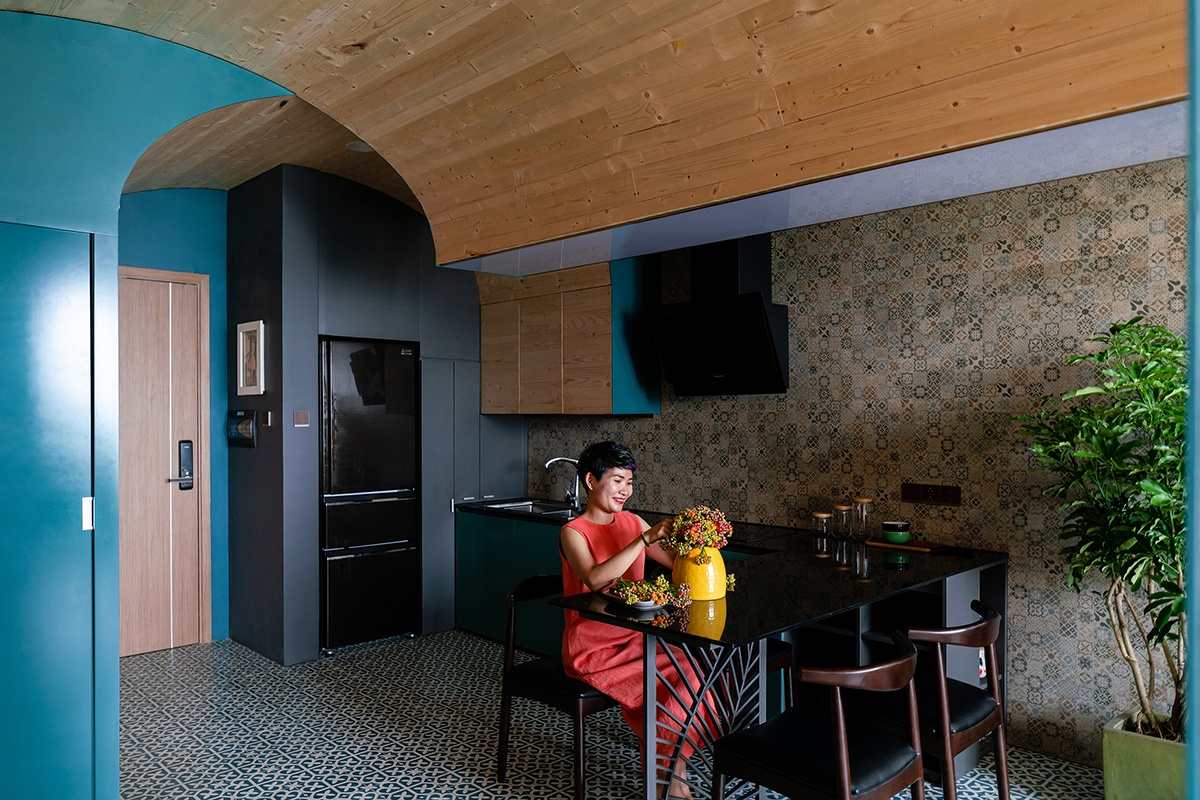 Kết cấu mái vòm đan xen vào nhau, tạo khoảng trống, các không gian được phân chia một cách ước lệ, không mất đi sự kết nối. Kết cấu mái vòm đan xen vào nhau, tạo khoảng trống, các không gian được phân chia một cách ước lệ, không mất đi sự kết nối.