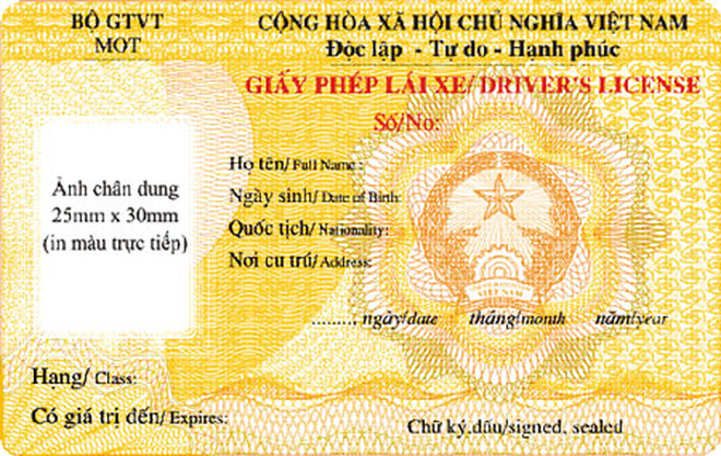 Bằng l&aacute;i xe &ocirc; t&ocirc; kiểu mới c&oacute; m&atilde; QR.