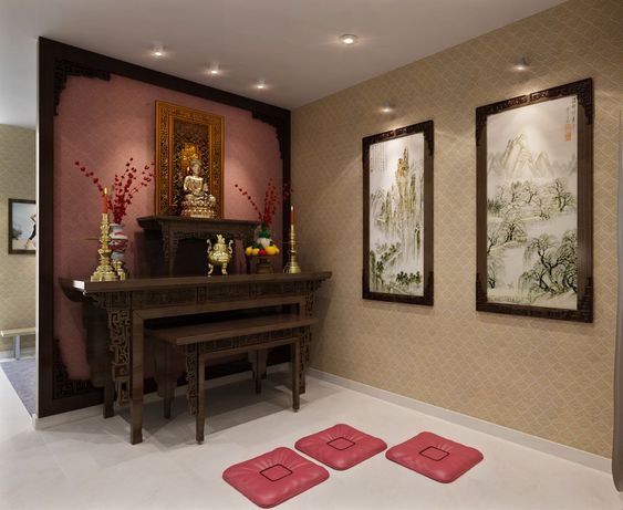 h&igrave;nh ảnh ph&ograve;ng thờ trong nh&agrave; ống 3 tầng với b&agrave;n ghế gỗ chạm khắc tinh xảo, đệm ngồi m&agrave;u hồng