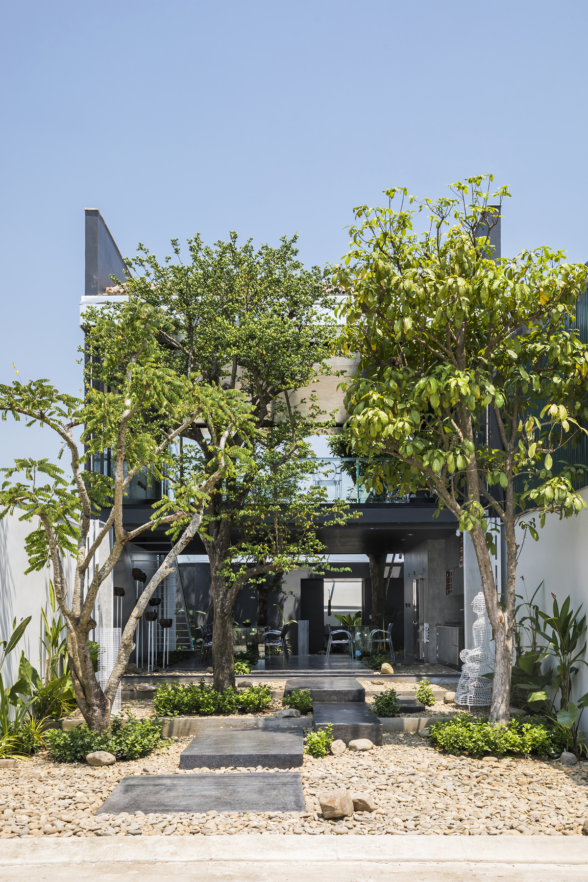 Mặt tiền văn phòng xanh