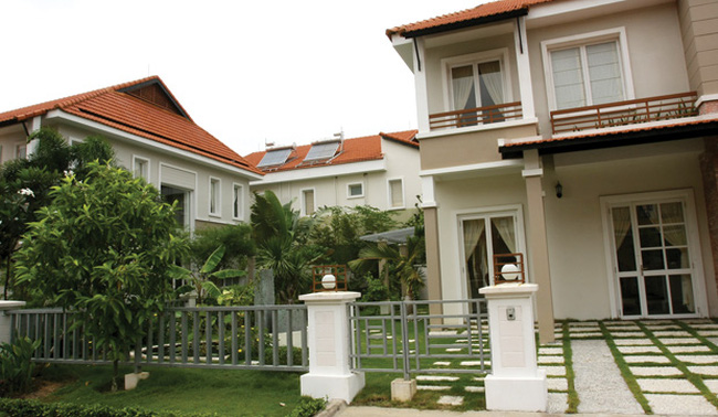Nh&agrave; hướng Nam m&aacute;i ng&oacute;i.