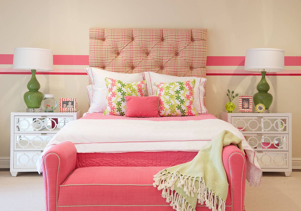 h&igrave;nh ảnh ph&ograve;ng ngủ cho con g&aacute;i tuổi teen với ph&ocirc;ng nền trung t&iacute;nh, m&agrave;u hồng v&agrave; xanh l&aacute; tạo điểm nhấn