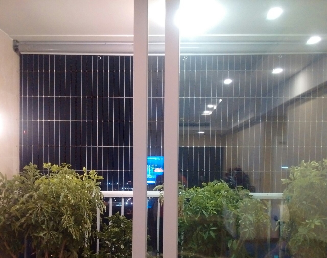 C&oacute; n&ecirc;n lắp lưới an to&agrave;n ban c&ocirc;ng chung cư kh&ocirc;ng?