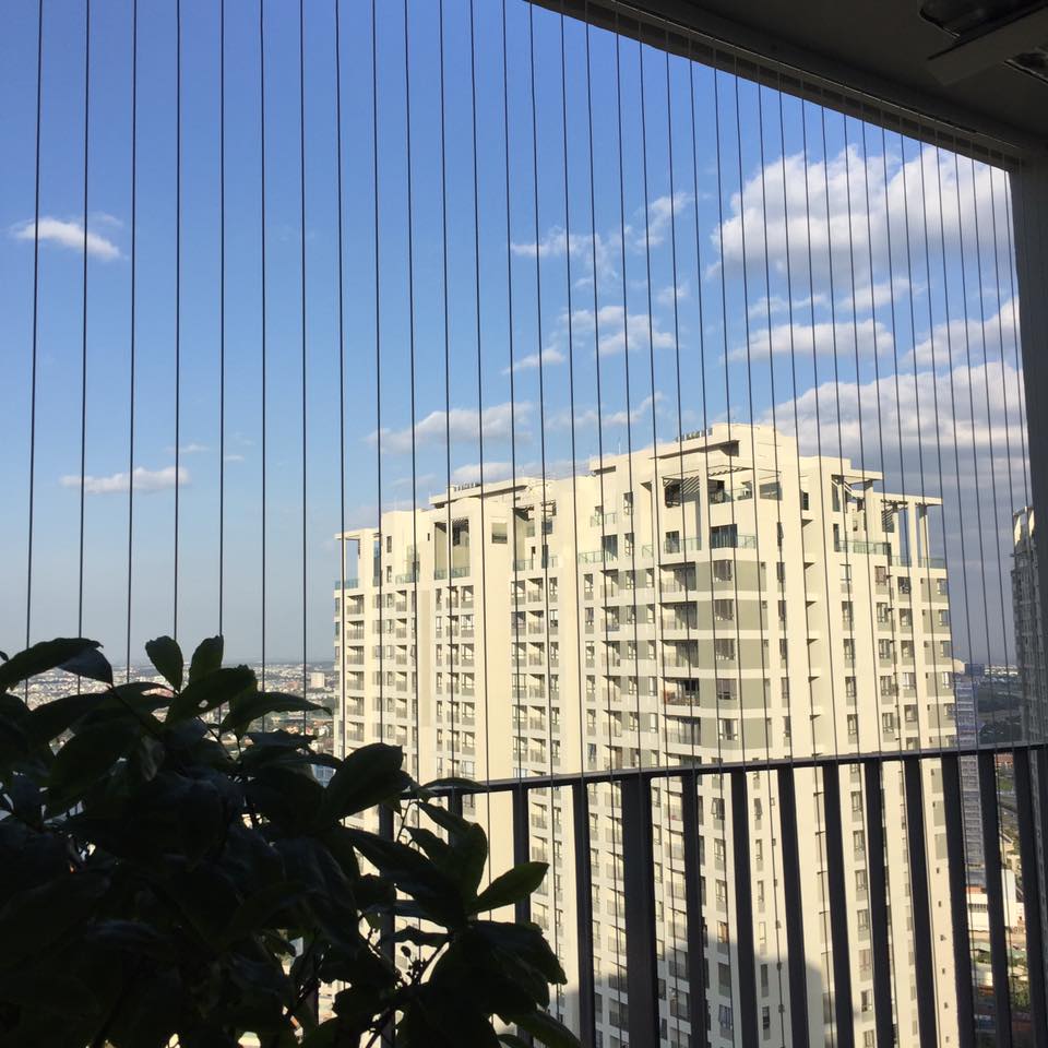 T&aacute;c dụng của lưới an to&agrave;n ban c&ocirc;ng chung cư