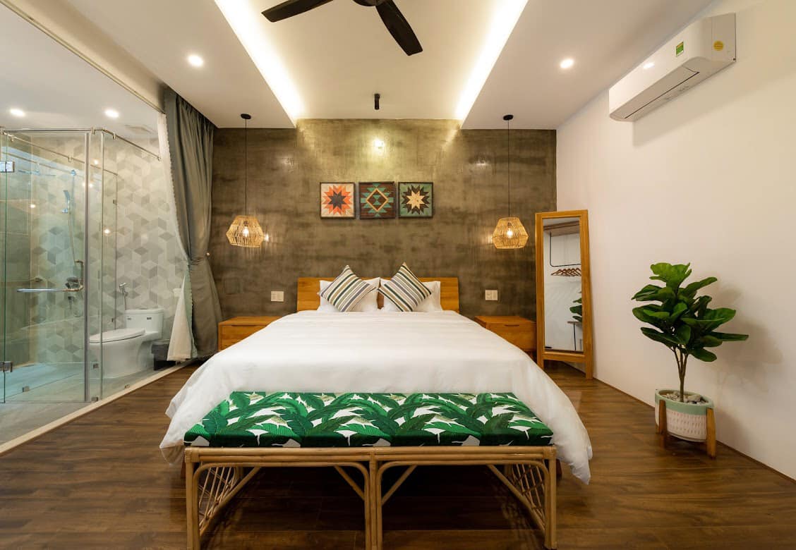 Nội thất phong cách mộc với tường bê tông, sàn đá mài