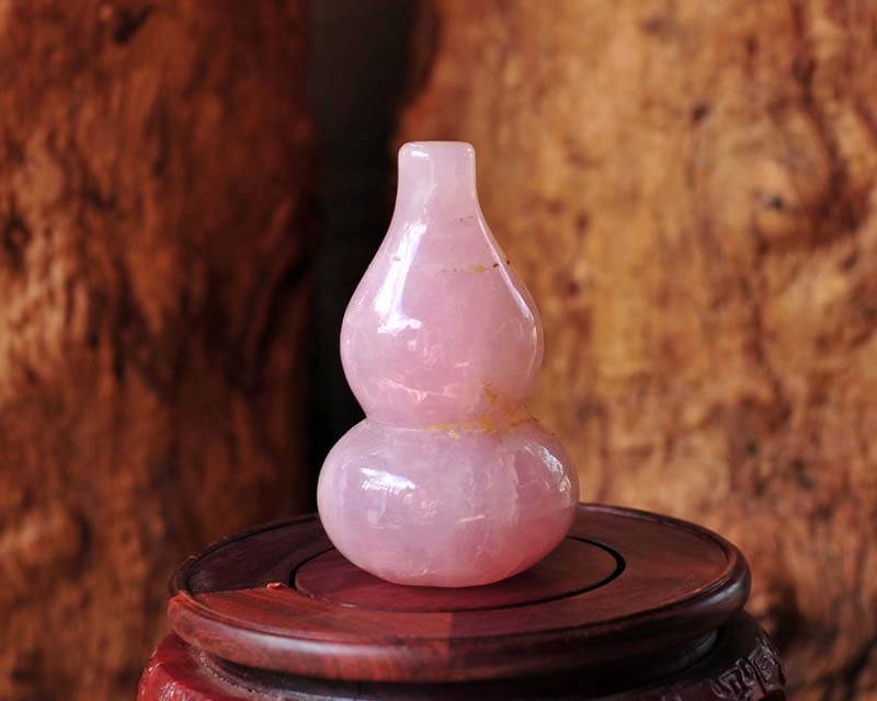 Hồ lô đá thạch anh hồng treo trên xe hoặc đặt trên bàn làm việc. hồ lô đá thạch anh hồng