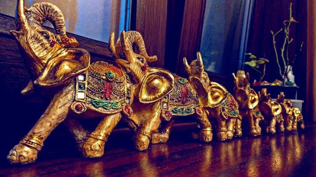 h&igrave;nh ảnh cận cảnh bộ tượng voi trang tr&iacute; nh&agrave; đẹp