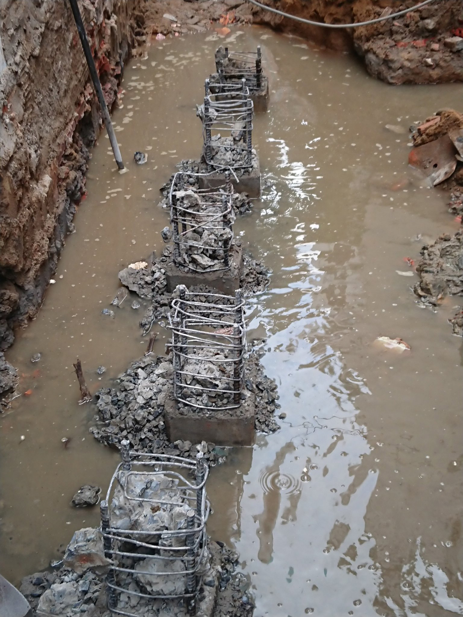 C&aacute;c bước &eacute;p cọc b&ecirc; t&ocirc;ng nh&agrave; phố