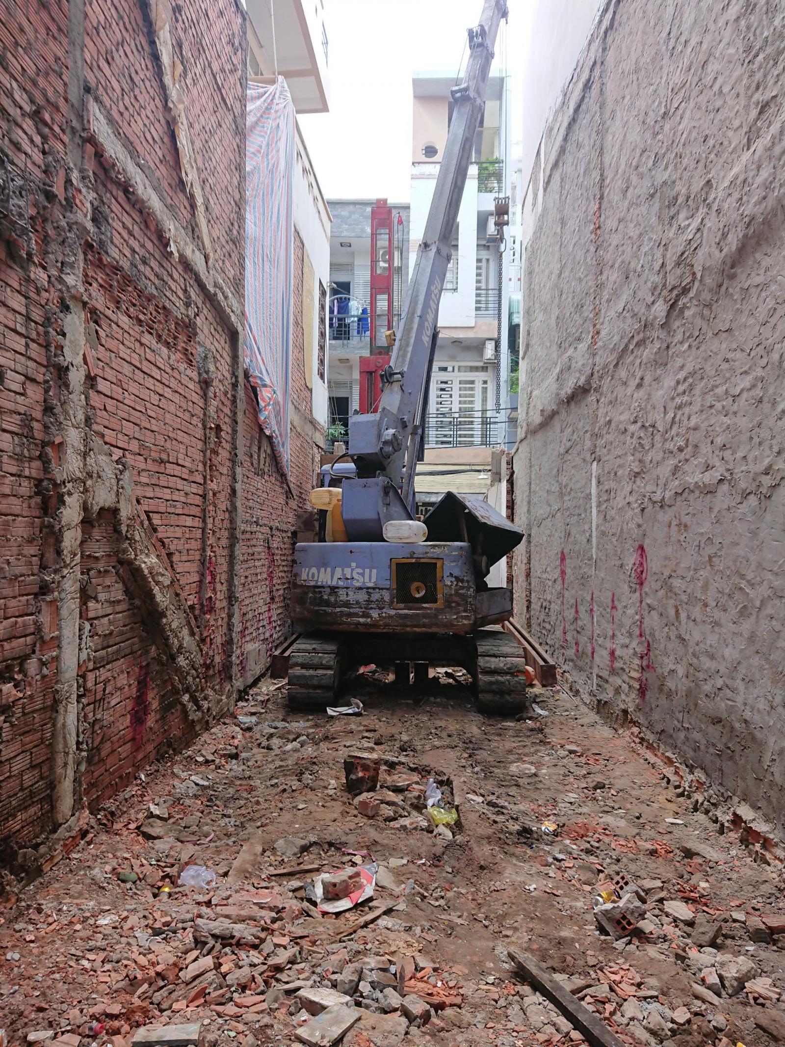 M&aacute;y &eacute;p cọc b&ecirc; t&ocirc;ng nh&agrave; phố