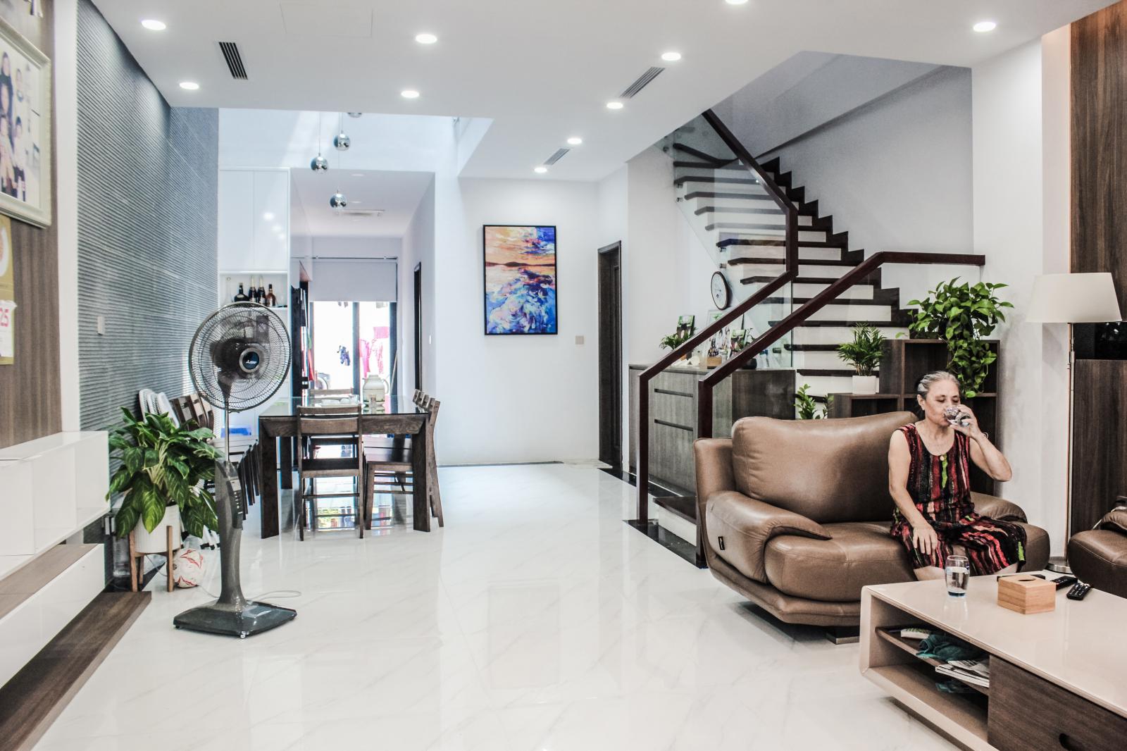 Không gian thoáng sáng nhờ giếng trời