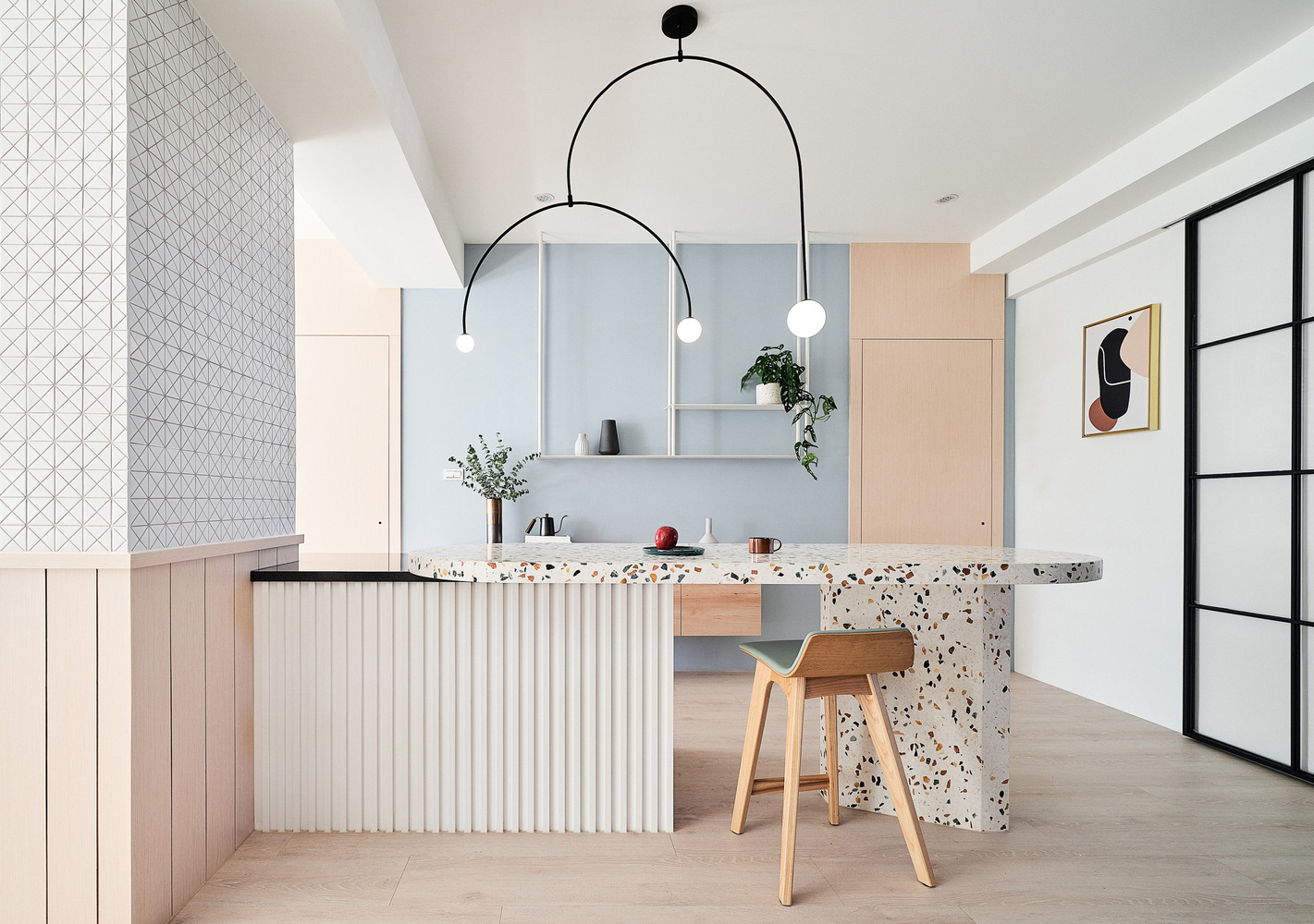 Gạch Terrazzo mang đến c&aacute;i nh&igrave;n mới mẻ cho kh&ocirc;ng gian ph&ograve;ng ăn.