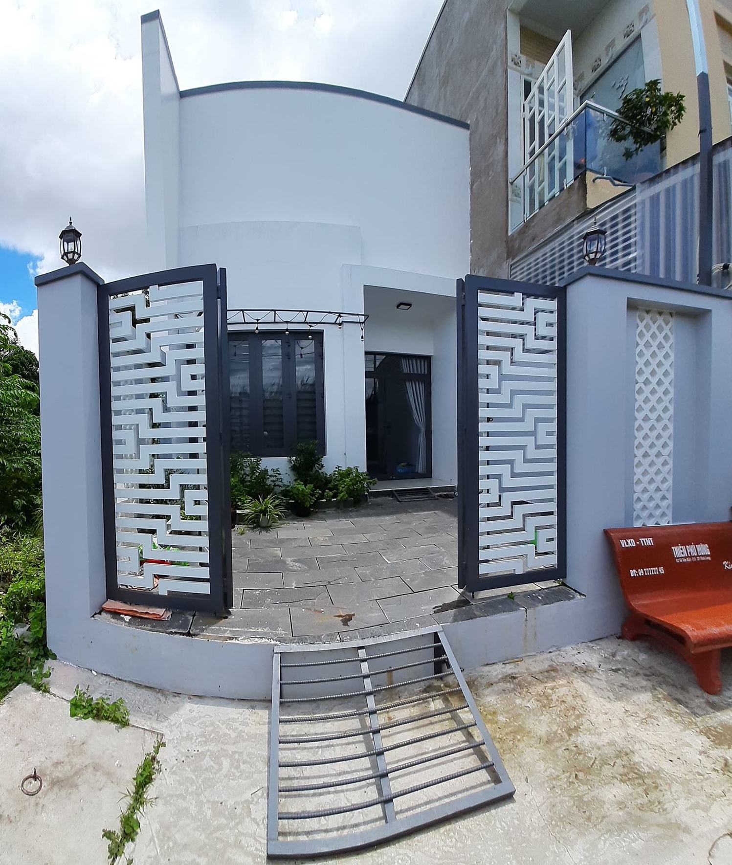 Mặt tiền ng&ocirc;i nh&agrave; cấp 4