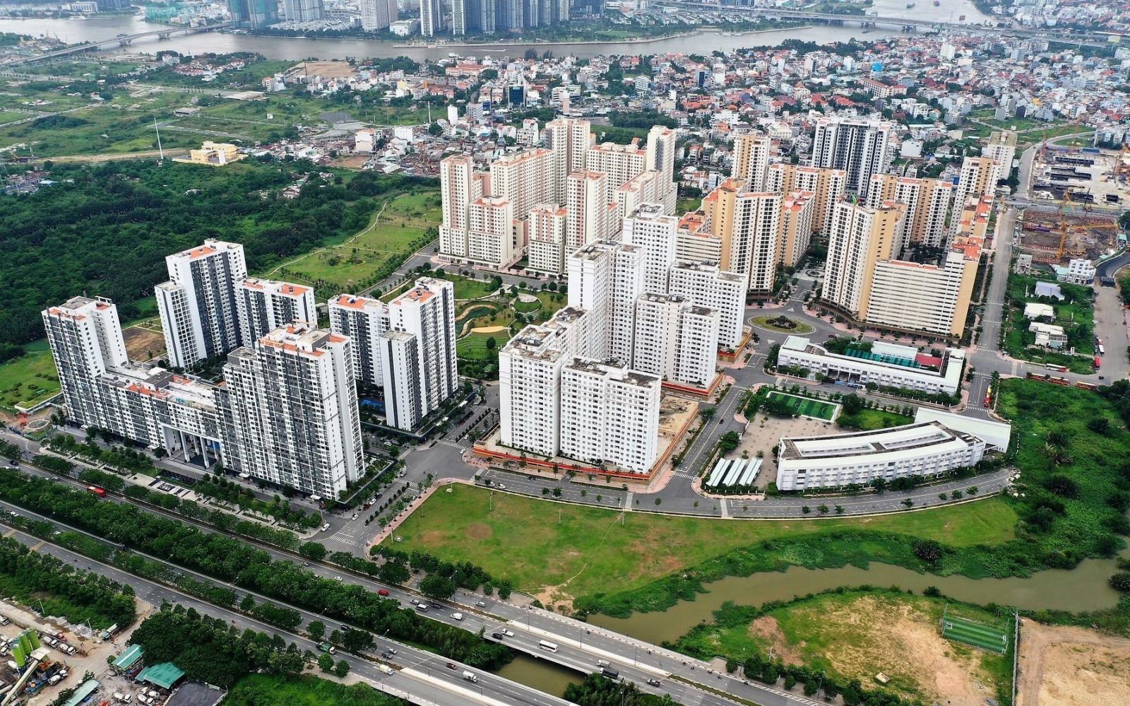 nhiều to&agrave; nh&agrave; cao tầng trong th&agrave;nh phố