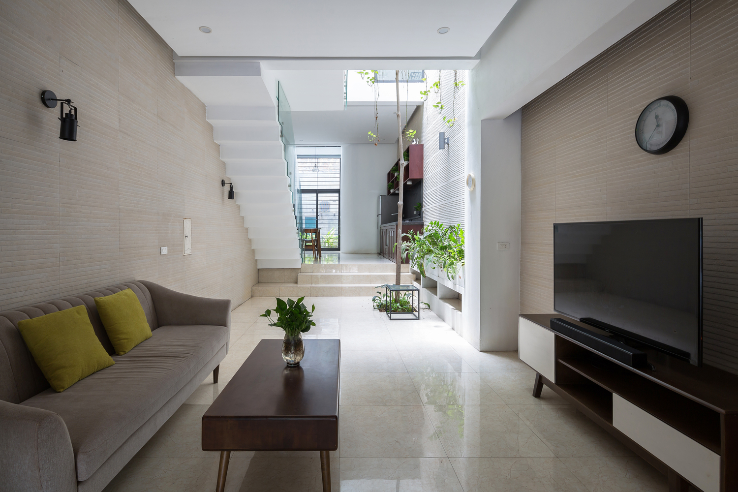 ph&ograve;ng kh&aacute;ch nh&agrave; ống đẹp