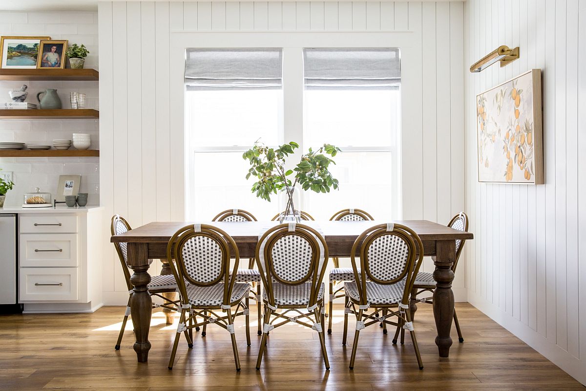 Trắng v&agrave; n&acirc;u gỗ l&agrave; bảng m&agrave;u ho&agrave;n hảo cho ph&ograve;ng ăn m&ugrave;a thu theo phong c&aacute;ch Shabby Chic.