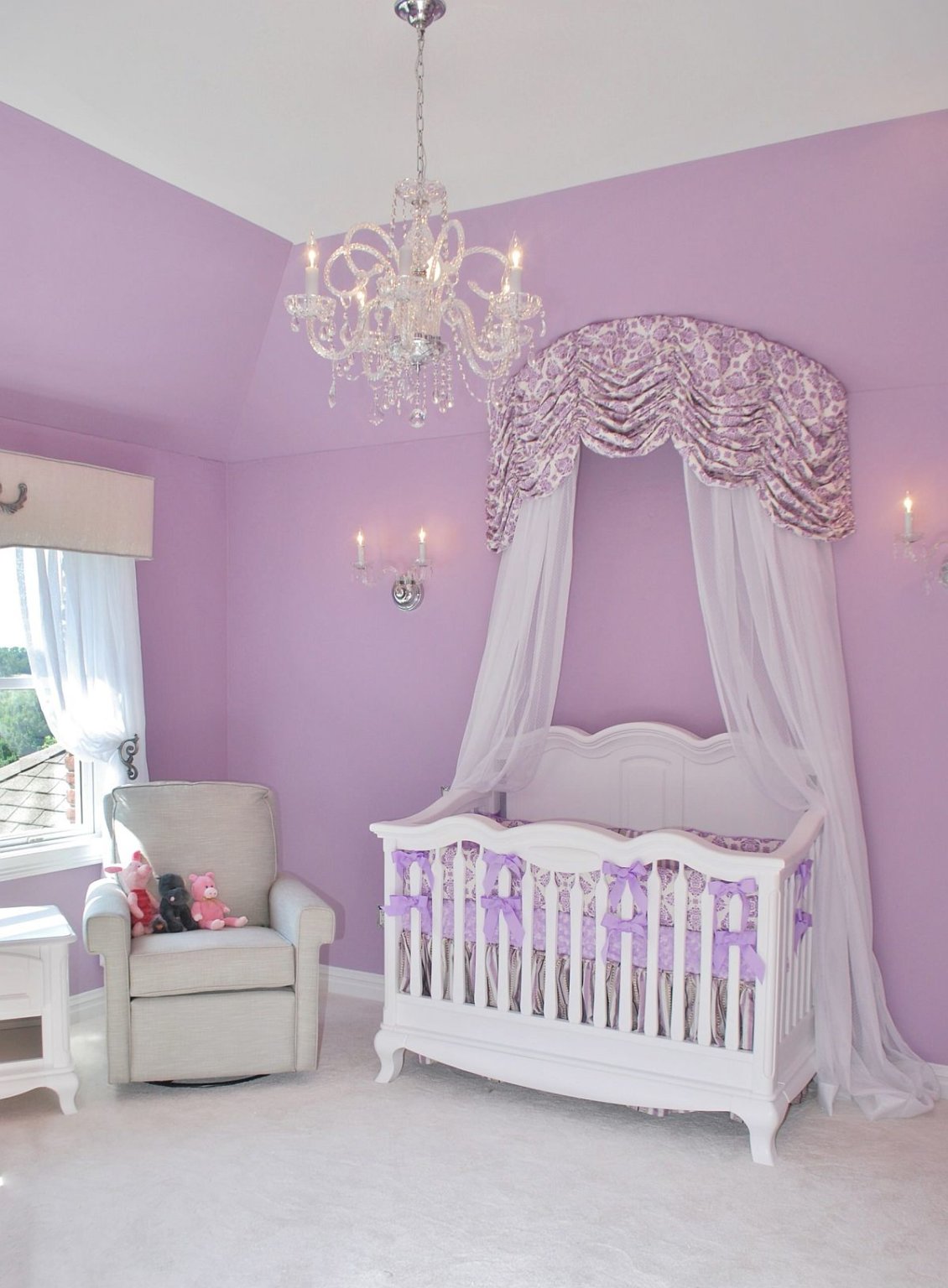 ph&ograve;ng ngủ b&eacute; g&aacute;i m&agrave;u t&iacute;m violet