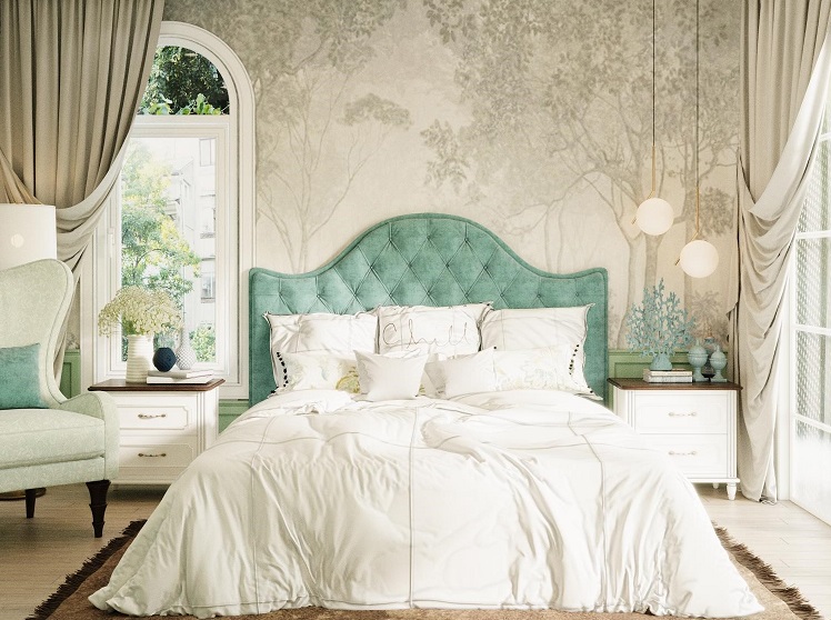 Bức tường đầu giường được trang tr&iacute; ấn tượng với họa tiết rừng c&acirc;y mờ sương  ​tạo cảm gi&aacute;c thư gi&atilde;n, y&ecirc;n b&igrave;nh.
