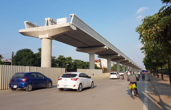 đường sắt đ&ocirc; thị tr&ecirc;n cao