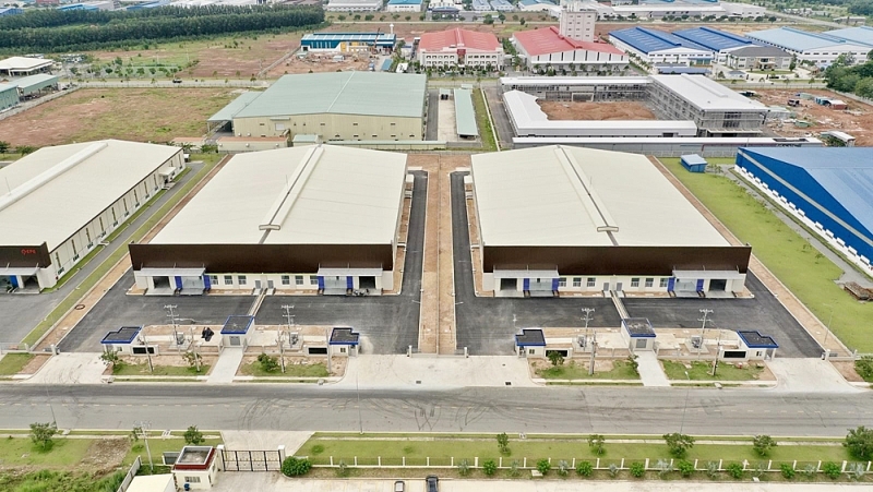 h&igrave;nh ảnh c&aacute;c khu nh&agrave; xưởng ở 1 khu c&ocirc;ng nghiệp