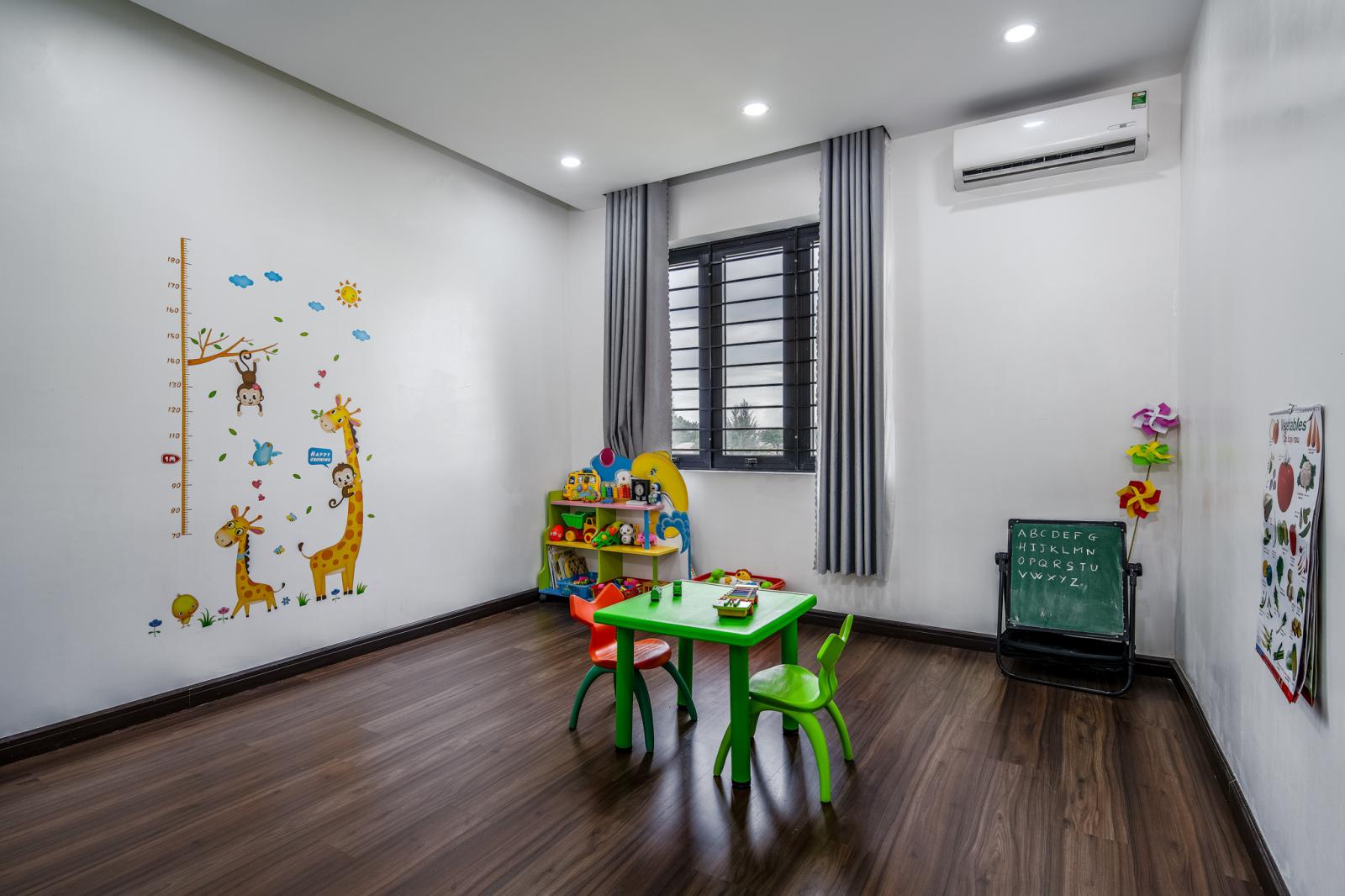 Ph&ograve;ng vui chơi của con