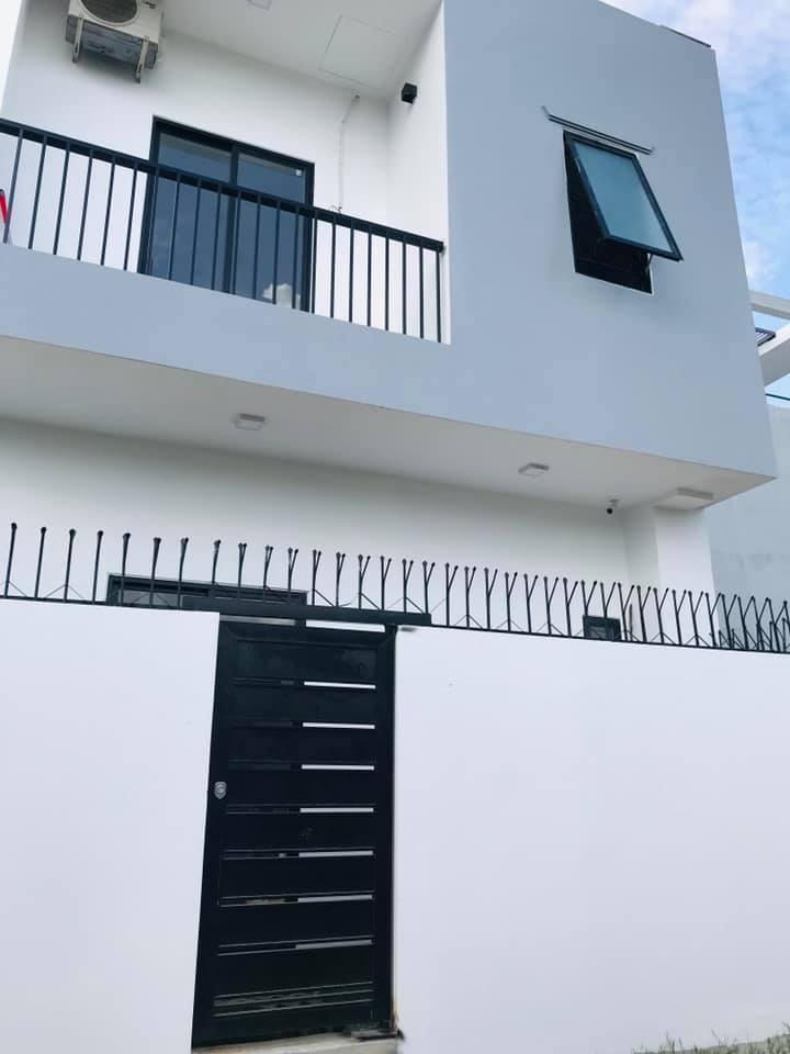 X&acirc;y biệt thự 800 triệu