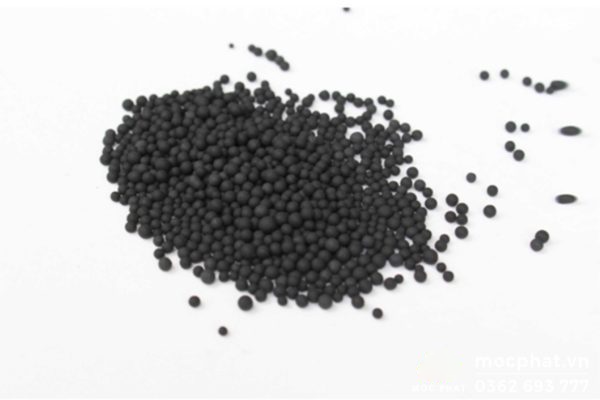 Than hoạt tính hấp thụ tốt khí formaldehyde trong nhà ở.
