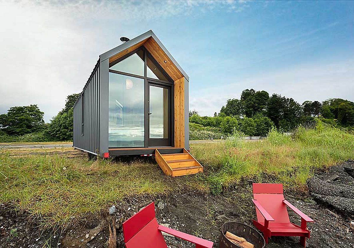 Nh&agrave; cabin nhỏ c&oacute; gắn b&aacute;nh xe, dễ d&agrave;ng th&ecirc;m v&agrave;o s&acirc;u sau nh&agrave; bạn l&agrave;m nơi nghỉ ngơi, thư gi&atilde;n, thậm ch&iacute; l&agrave; văn ph&ograve;ng l&agrave;m việc.