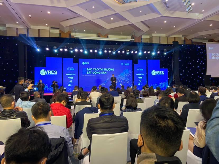 Ông Nguyễn Quốc Anh phát biểu tại Hội nghị Bất động sản Việt Nam (VRES 2020).