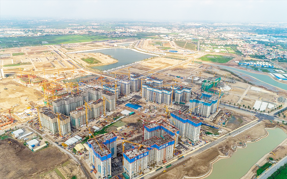 h&igrave;nh ảnh một dự &aacute;n bất động sản đang trong qu&aacute; tr&igrave;nh x&acirc;y dựng nh&igrave;n từ tr&ecirc;n cao