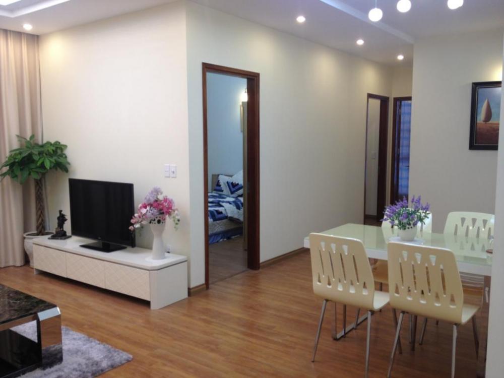 Mua nh&agrave; sau 4 năm kết h&ocirc;n