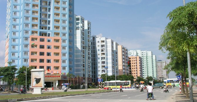 h&igrave;nh ảnh c&aacute;c t&ograve;a nh&agrave; ở x&atilde; hội đ&atilde; ho&agrave;n thiện v&agrave; đi v&agrave;o sử dụng nằm cạnh đường lớn