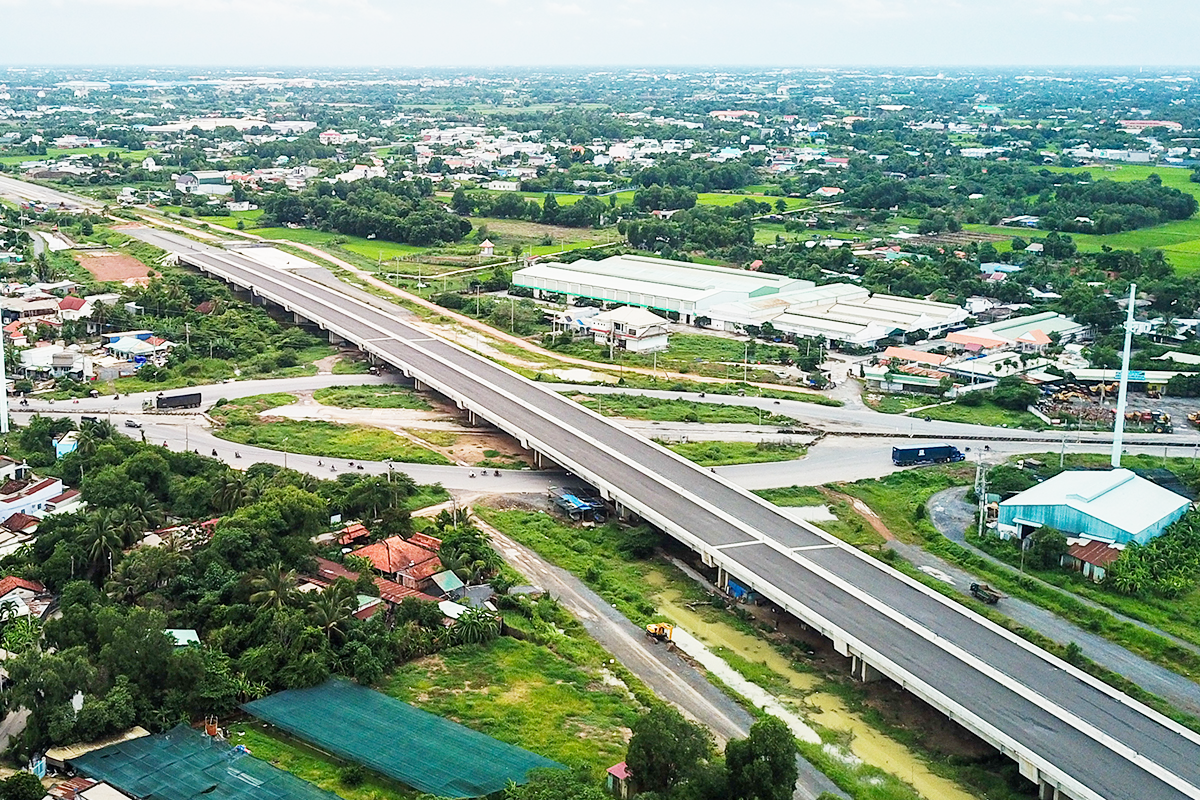 hình ảnh cao tốc Bến Lức - Long Thành đoạn đi qua huyện Nhà Bè