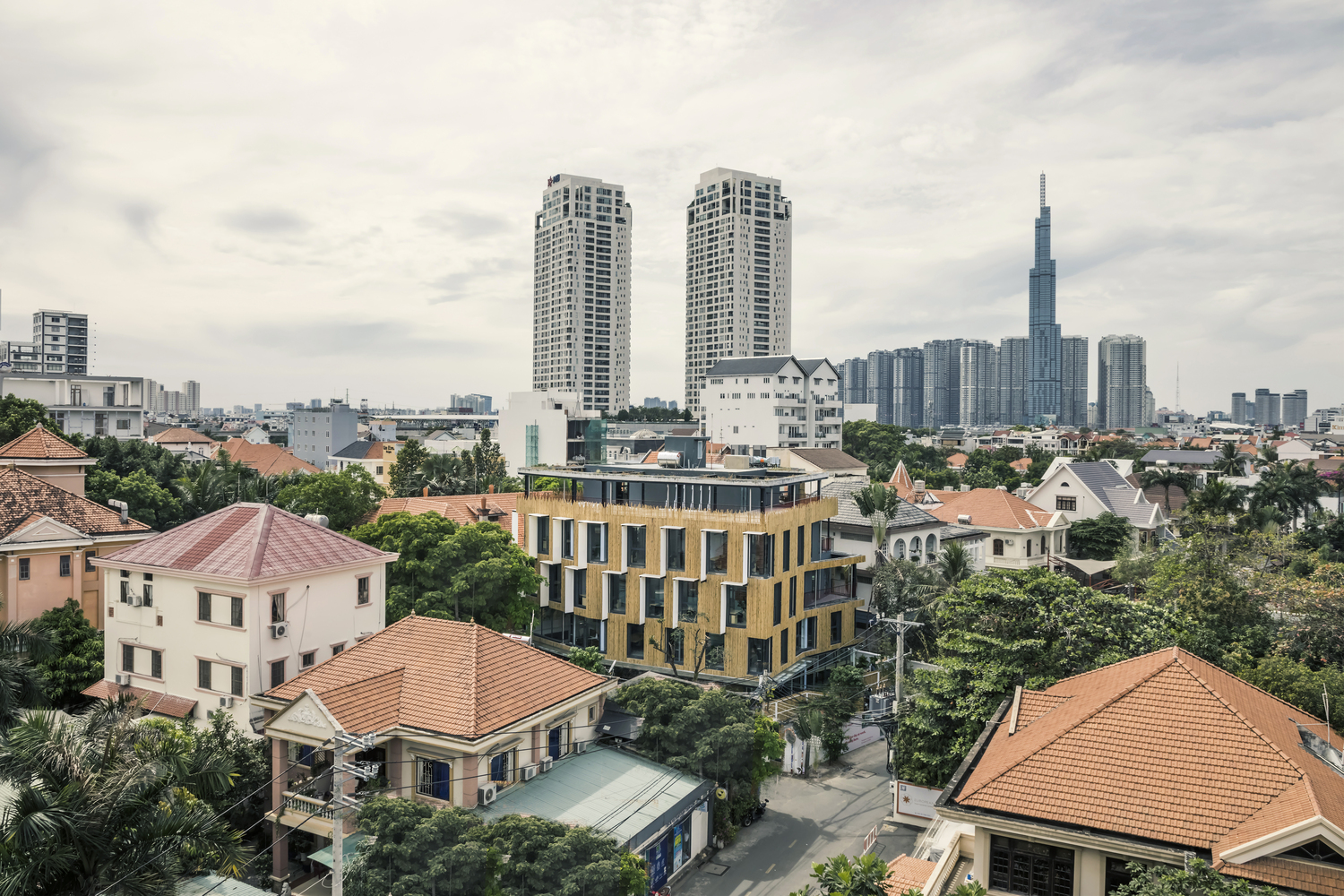 h&igrave;nh ảnh to&agrave;n cảnh t&ograve;a văn ph&ograve;ng đẹp 