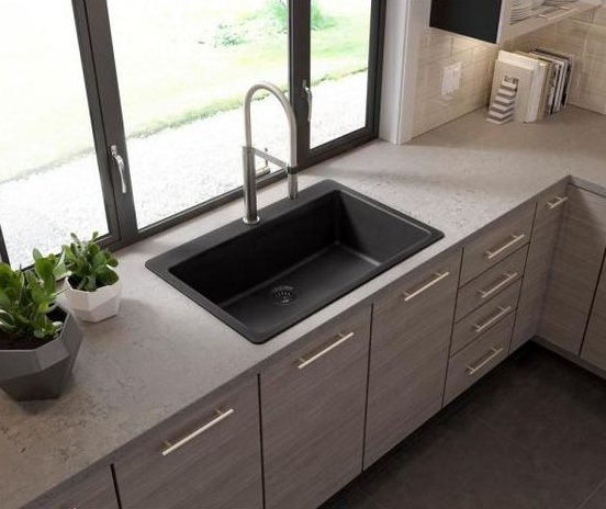Mẫu chậu rửa phòng bếp bằng đá granite sang trọng, tủ ngăn kéo có tay cầm