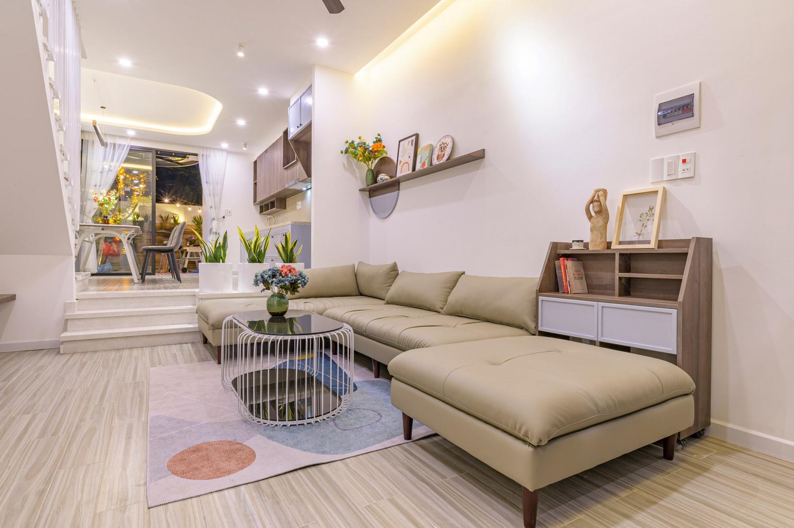 Nh&agrave; phố 3 tầng