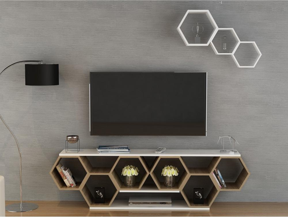 Kệ tivi đẹp m&ocirc; phỏng h&igrave;nh d&aacute;ng tổ ong mang đến c&aacute;i nh&igrave;n độc đ&aacute;o cho ph&ograve;ng kh&aacute;ch.