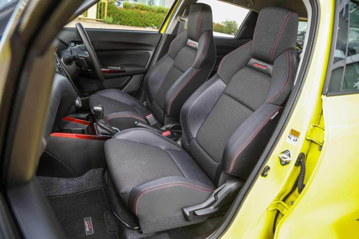 Ảnh Ghế lái xe Suzuki Swift 2021
