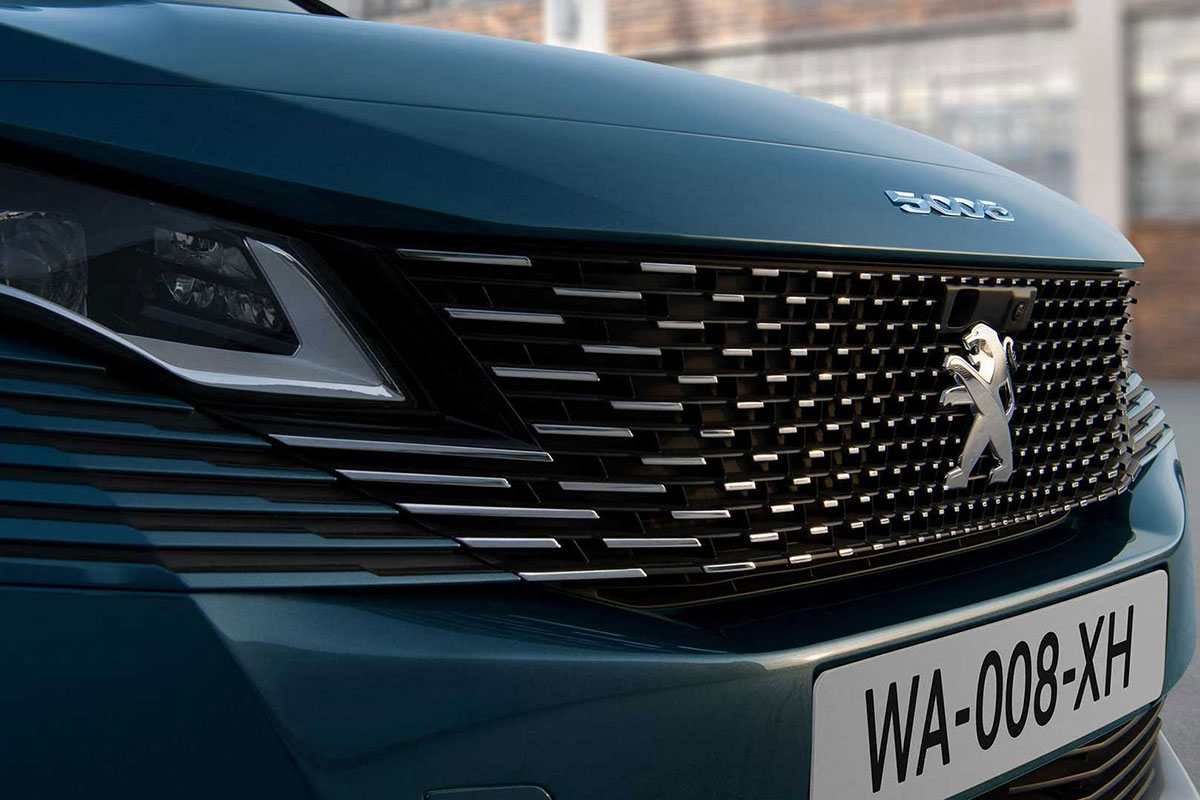 Ảnh Lưới tản nhiệt xe Peugeot 5008​​ 2021