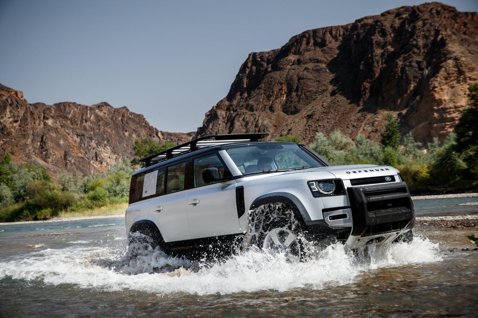 Land Rover Defender 2021 giành giải mẫu xe thiết kế đẹp nhất năm.