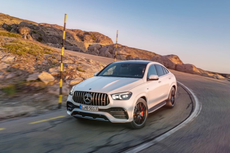 Mercedes-AMG GLE 53 4Matic+ Coupe cần 5,3 giây để tăng tốc từ 0 lên 100 km/h. Mercedes-AMG GLE 53 4Matic+ Coupe cần 5,3 giây để tăng tốc từ 0 lên 100 km/h. 1