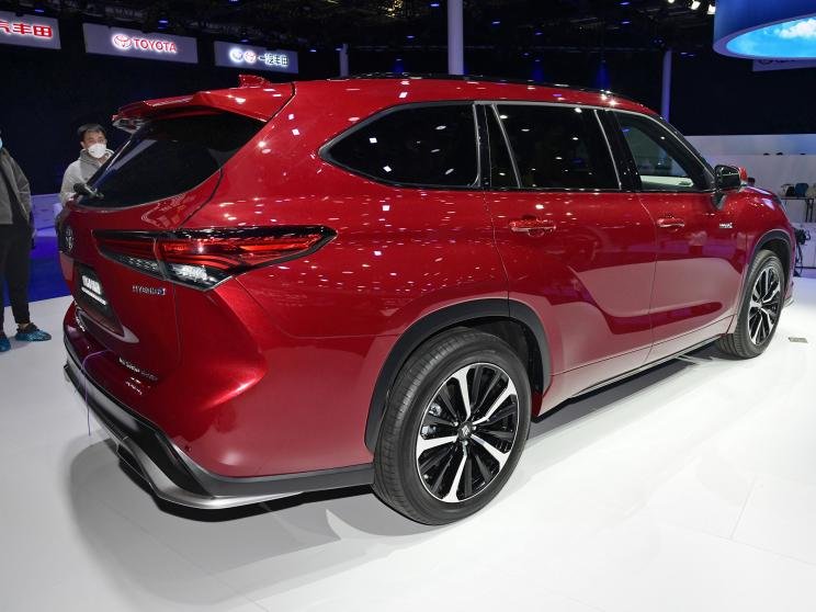 [Auto Shanghai 2021] Toyota Crown SUV hấp dẫn v&agrave; nổi bật.